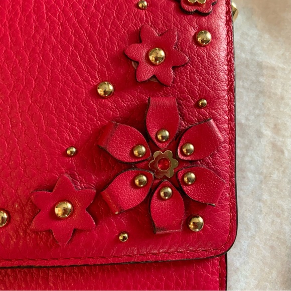 Michael Kors Floral Embellished Pebbled Leather Convertible Crossbody Bag Red - Picture 5 of 16